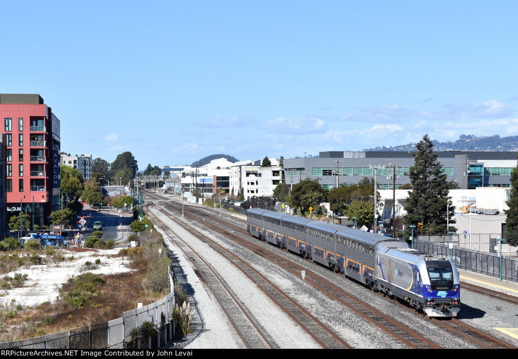 SC-44 # 2123 pushing Train # 534 out of the station toward its next stop of Berkeley 